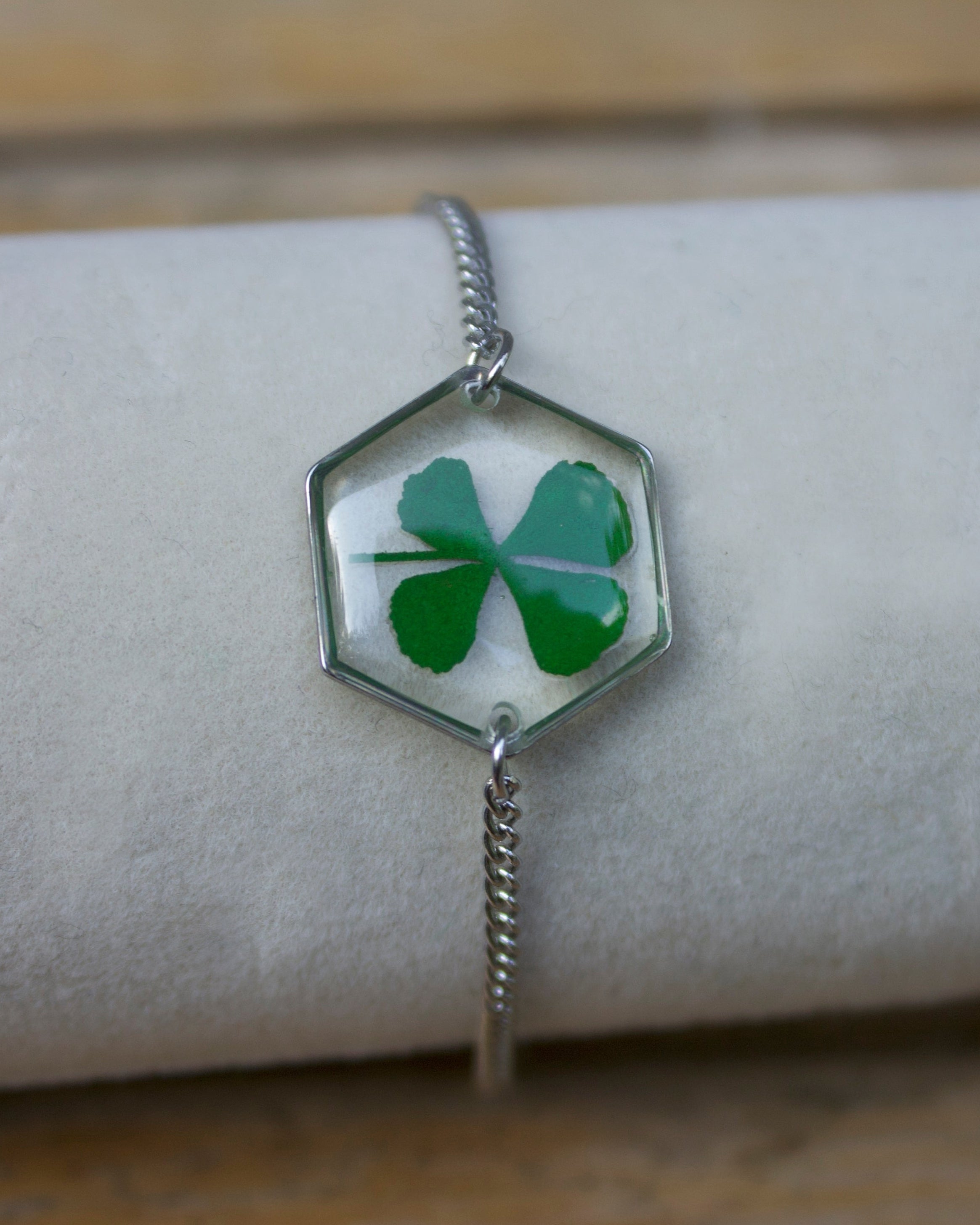 Pressed Four Leaf Clover Bracelet (Silver)