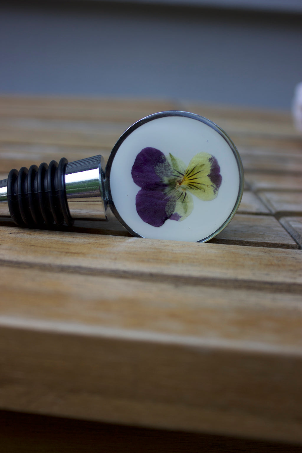 Viola Wine Stopper